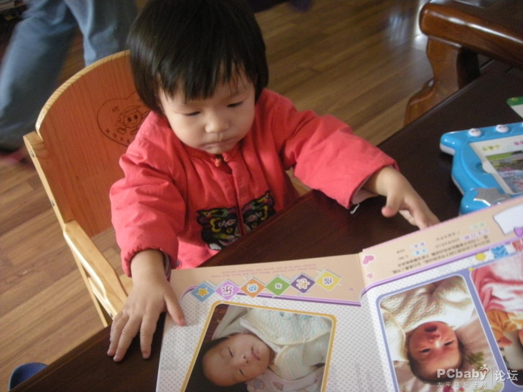 照片書記錄女兒成長的點滴，是我送給他將來的禮物